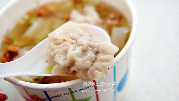 【食記/花蓮】平民小吃,飄香七十年好味道♪♪液香扁食♪♪ 【食記/花蓮】平民小吃,飄香七十年好味道♪♪液香扁食♪♪