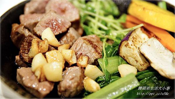 【食記/新北市】顛覆一般人對鐵板料理的想像♪♪Bravo3 三采新鐵板料理♪♪ 【食記/新北市】顛覆一般人對鐵板料理的想像♪♪Bravo3 三采新鐵板料理♪♪