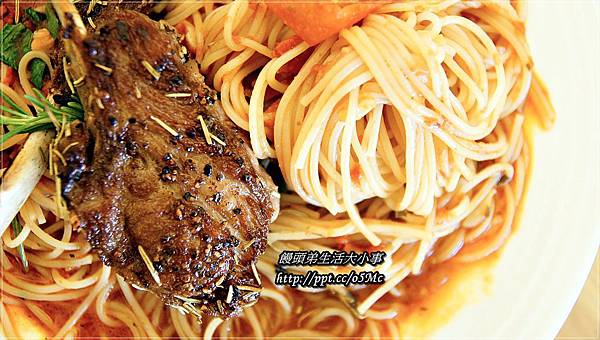 【食記/台北市】捷運美食~超豪華海鮮披薩♪♪上菜囉 Viva la fete法式餐廳♪♪ 【食記/台北市】捷運美食~超豪華海鮮披薩♪♪上菜囉 Viva la fete法式餐廳♪♪