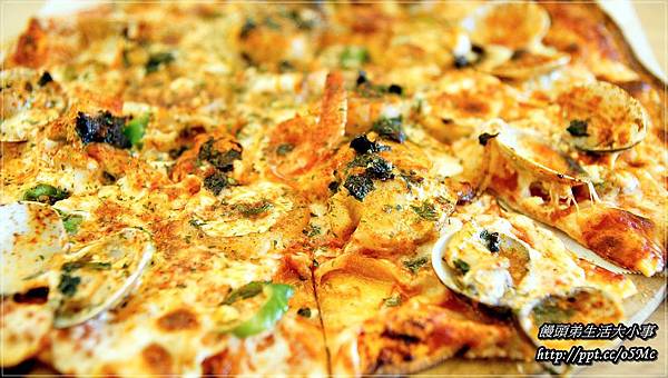 【食記/台北市】捷運美食~超豪華海鮮披薩♪♪上菜囉 Viva la fete法式餐廳♪♪ 【食記/台北市】捷運美食~超豪華海鮮披薩♪♪上菜囉 Viva la fete法式餐廳♪♪