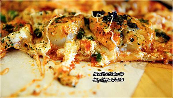 【食記/台北市】捷運美食~超豪華海鮮披薩♪♪上菜囉 Viva la fete法式餐廳♪♪ 【食記/台北市】捷運美食~超豪華海鮮披薩♪♪上菜囉 Viva la fete法式餐廳♪♪