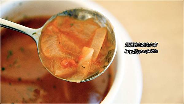 【食記/台北市】捷運美食~超豪華海鮮披薩♪♪上菜囉 Viva la fete法式餐廳♪♪ 【食記/台北市】捷運美食~超豪華海鮮披薩♪♪上菜囉 Viva la fete法式餐廳♪♪