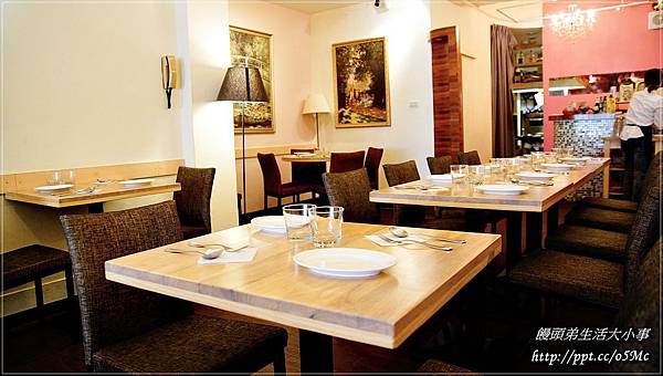 【食記/台北市】捷運美食~超豪華海鮮披薩♪♪上菜囉 Viva la fete法式餐廳♪♪ 【食記/台北市】捷運美食~超豪華海鮮披薩♪♪上菜囉 Viva la fete法式餐廳♪♪