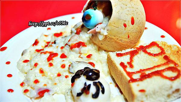 【食記/台北市】捷運美食~超驚悚藍色眼珠,你敢吃下肚嗎?♪♪Joe Black♪♪ 【食記/台北市】捷運美食~超驚悚藍色眼珠,你敢吃下肚嗎?♪♪Joe Black♪♪