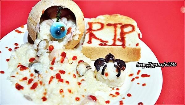 【食記/台北市】捷運美食~超驚悚藍色眼珠,你敢吃下肚嗎?♪♪Joe Black♪♪ 【食記/台北市】捷運美食~超驚悚藍色眼珠,你敢吃下肚嗎?♪♪Joe Black♪♪