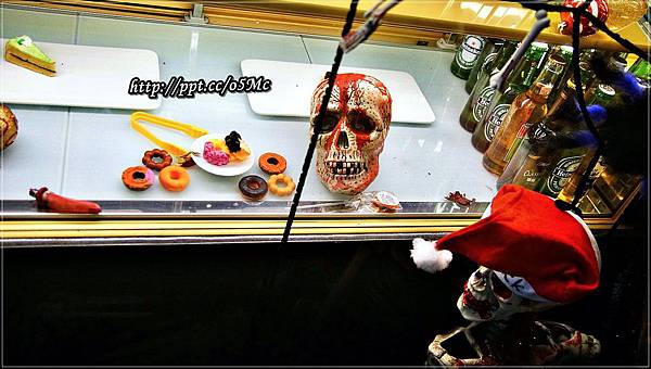 【食記/台北市】捷運美食~超驚悚藍色眼珠,你敢吃下肚嗎?♪♪Joe Black♪♪ 【食記/台北市】捷運美食~超驚悚藍色眼珠,你敢吃下肚嗎?♪♪Joe Black♪♪