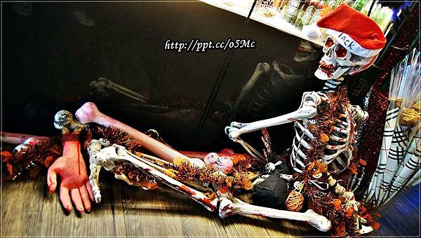 【食記/台北市】捷運美食~超驚悚藍色眼珠,你敢吃下肚嗎?♪♪Joe Black♪♪ 【食記/台北市】捷運美食~超驚悚藍色眼珠,你敢吃下肚嗎?♪♪Joe Black♪♪