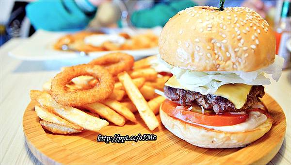 【食記/台北市】捷運美食~五分埔輕食,下午茶首選餐廳♪♪斯巴達義式廚房Sparta cafe♪♪ 【食記/台北市】捷運美食~五分埔輕食,下午茶首選餐廳♪♪斯巴達義式廚房Sparta cafe♪♪