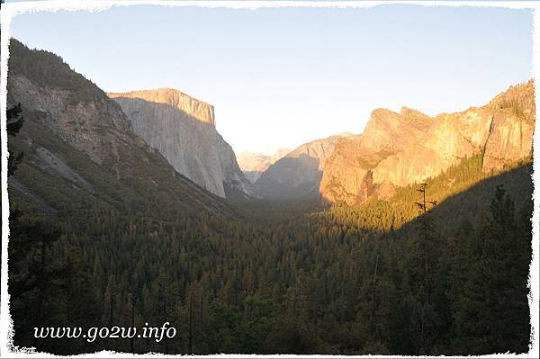 Tunnel View