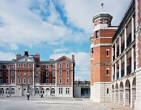 London University of the Arts London University of the Arts
