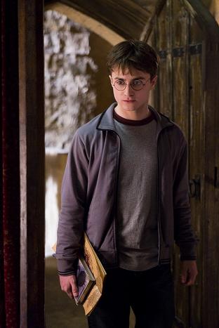 harry-potter-daniel-radcliffe-half-blood-prince.jpg harry-potter-daniel-radcliffe-half-blood-prince.jpg