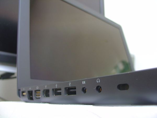 這裡是七孔流血區