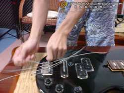 bass_strings03 bass_strings03