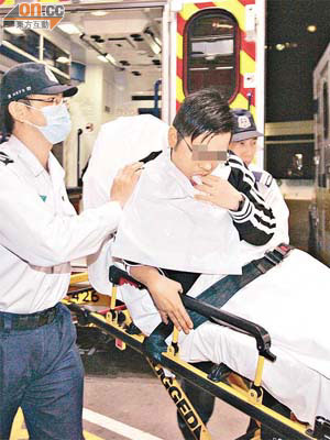 舔臉兼「濕吻」司機 港計程車醉客被咬斷舌.jpg 舔臉兼「濕吻」司機 港計程車醉客被咬斷舌.jpg