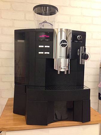 實機拍攝!九成九新(僅使用1個多月) 實機拍攝!九成九新(僅使用1個多月)