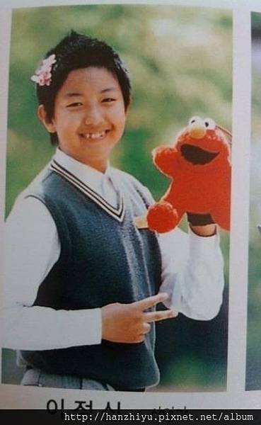 씨엔블루-정신-졸업사진_001.jpg 씨엔블루-정신-졸업사진_001.jpg