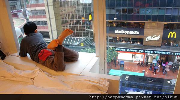 2013.12 香港親子遊 銅鑼灣V酒店 (9).JPG