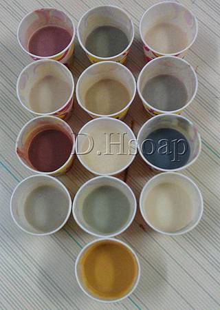 手工皂的色染-礦粉成皂後的顏色 手工皂的色染-礦粉成皂後的顏色