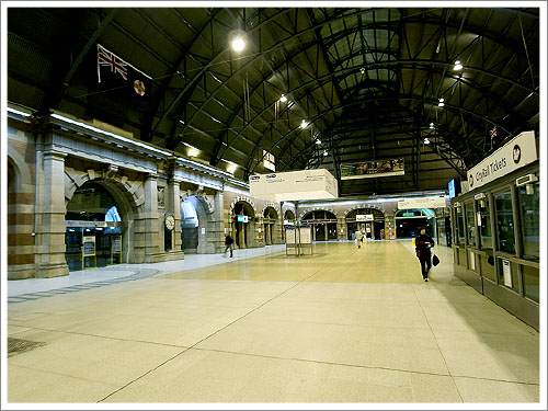 Sydney-Central station-02.jpg