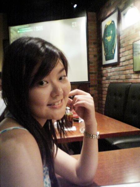 海蒂&背景大螢幕