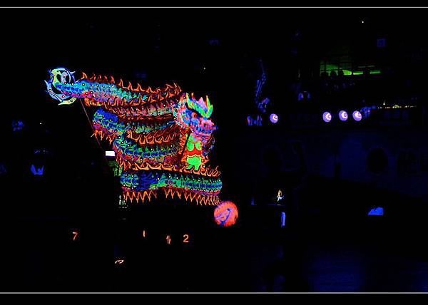 亞洲舞龍夜光龍