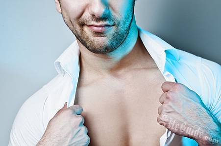 露出曲線不再只是女人專利