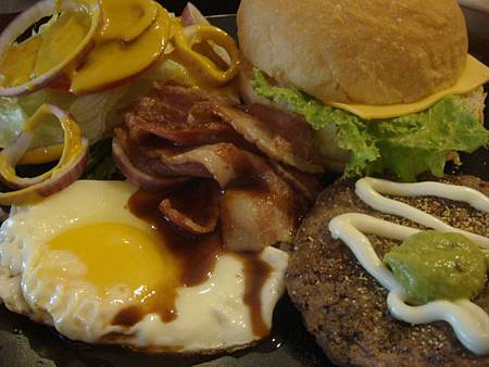 [台中西區]憲賣咖啡