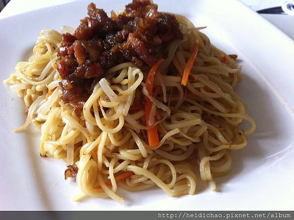 路邊攤古早味炒麵