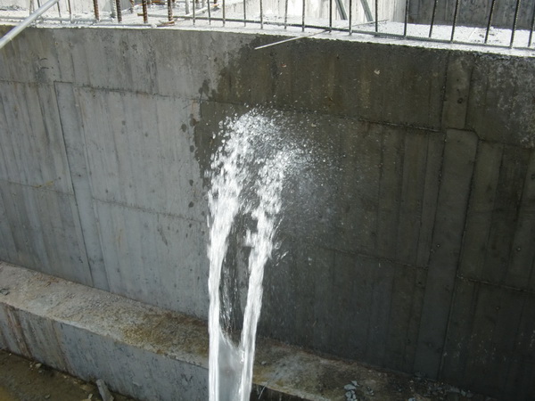 20130107~ 地樑及大底養護-001