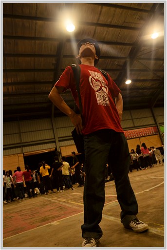 D7000 2084 D7000 2084