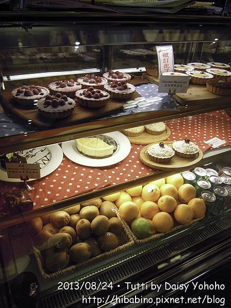 Tutti-3286.jpg Tutti-3286.jpg
