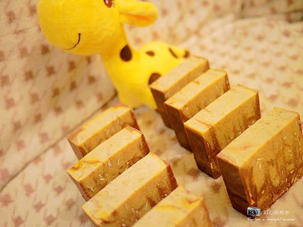 蜂蜜燕麥牛奶皂053-wm.JPG