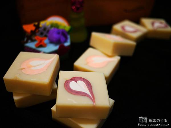 1030807 山茶花保濕皂001-wm