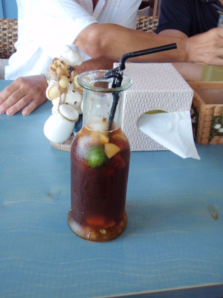 超好喝我還續杯的水果茶