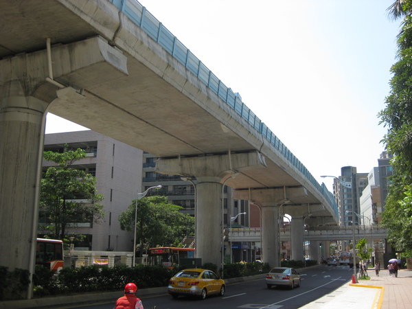 IMG_0687.jpg IMG_0687.jpg