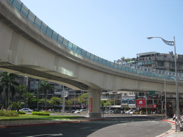 IMG_0704.jpg IMG_0704.jpg