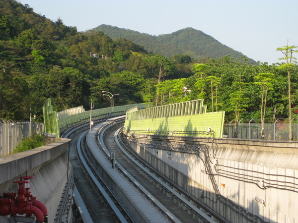 照片 100.jpg 照片 100.jpg