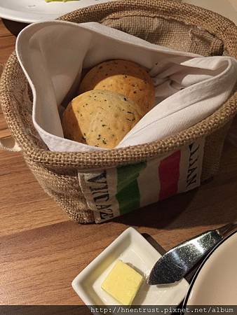 S__8806432.jpg S__8806432.jpg