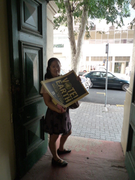 從樓下Margarate St出發了