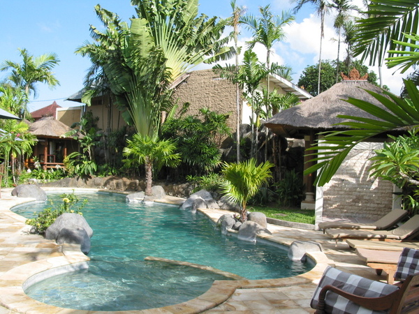 VILLA VILLA