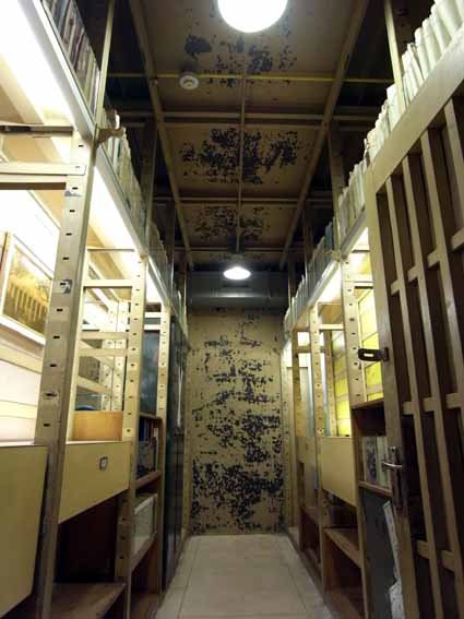 金庫展示區3.jpg 金庫展示區3.jpg