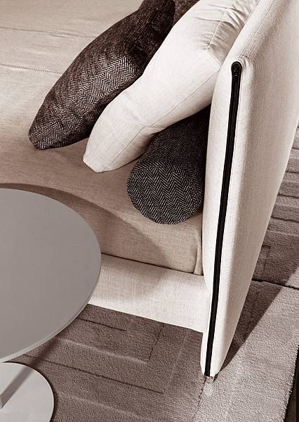 Minotti bed-Venice-5