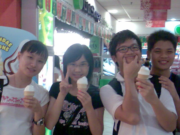 小学记合照1 小学记合照1