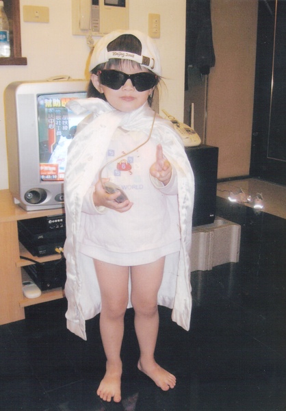 天阿~這什麼?鹹蛋超人嗎?