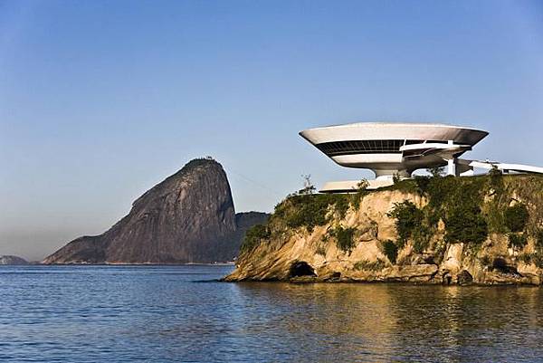 rip-oscar-niemeyer-L-0RhWPU rip-oscar-niemeyer-L-0RhWPU