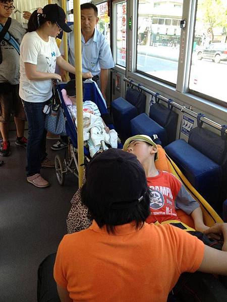 1378128_711356572222835_2033442699_n.jpg 1378128_711356572222835_2033442699_n.jpg