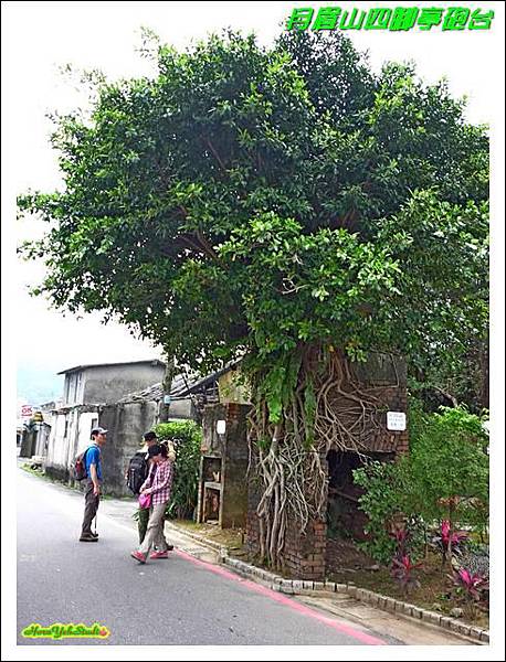 月眉山四腳亭砲台22.JPG