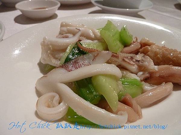 hong11.jpg hong11.jpg