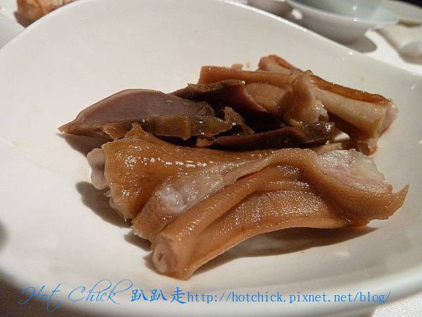 hong21.jpg hong21.jpg