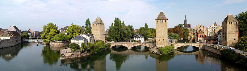 800px-Strasbourg_-_Ponts_Couverts_vus_de_la_terrasse_panoramique 800px-Strasbourg_-_Ponts_Couverts_vus_de_la_terrasse_panoramique